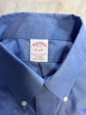Brooks Brothers Traditional Fit Non-Iron Dress Shirt Blue 17-33